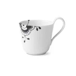 Royal Copenhagen Black Fluted Mega -kuppi Korkealla Kahvalla