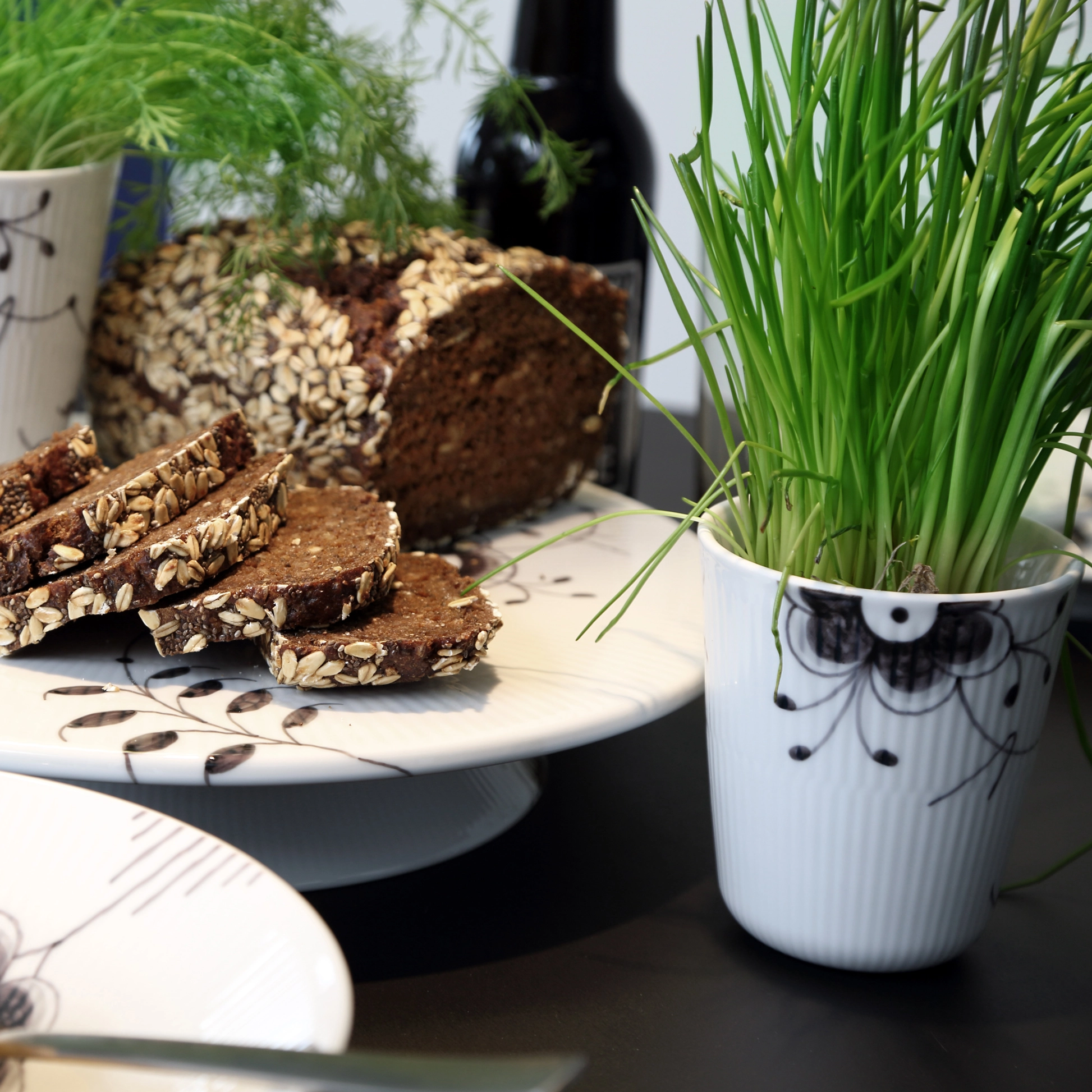 Royal Copenhagen Black Fluted Mega -termosmuki - Image 3